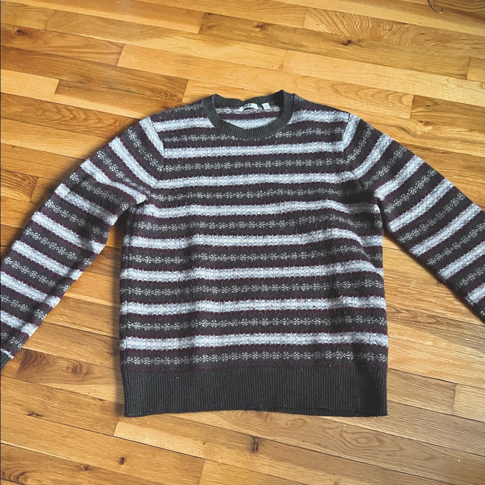Brown, Burgundy and White Snowflake Uniqlo Sweater